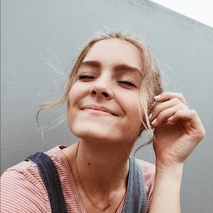 Meet your Posher, Jillian